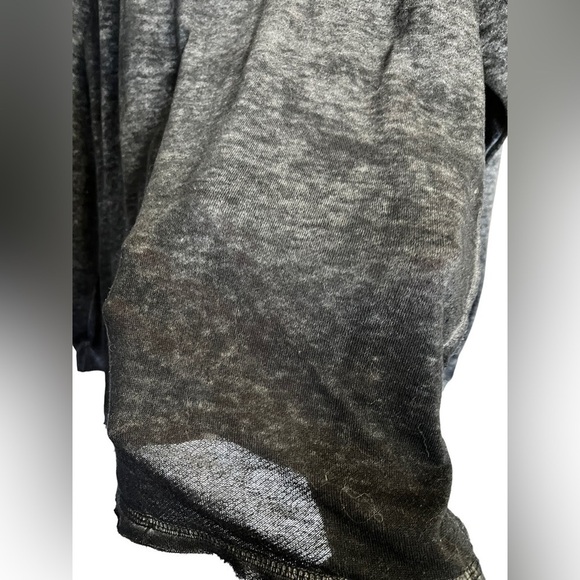 Long Sleeve Crew Neck Lightweight Top - Picture 8 of 13